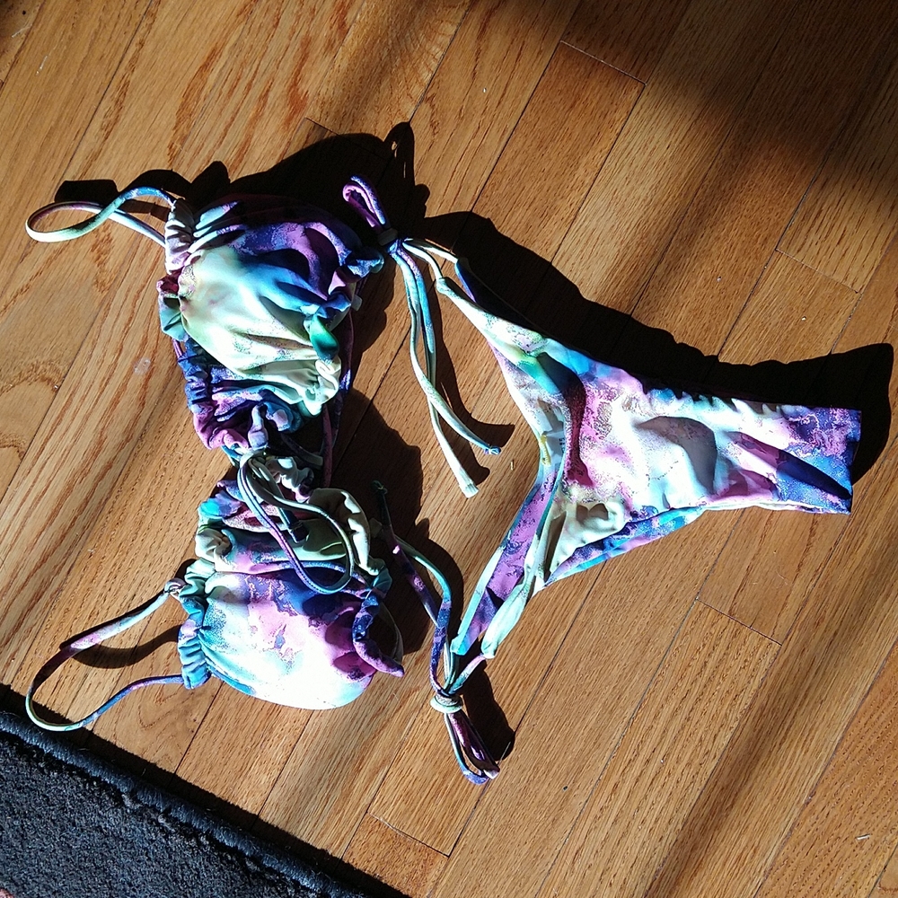 Bikini